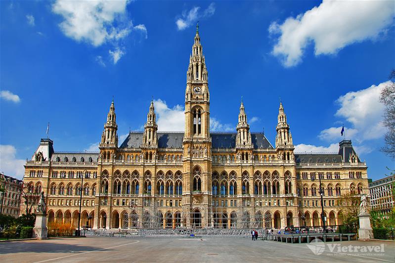 Munich - Tp. Hồ Chí Minh (Ăn sáng, ăn trưa)